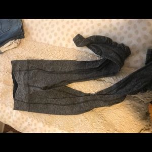 Lulu heather gray ruched side leggings